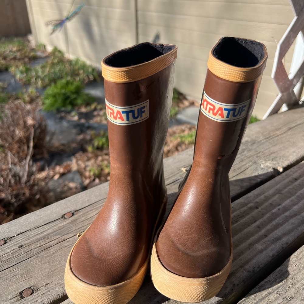 Kids XTRATUF Brown Rain Boots